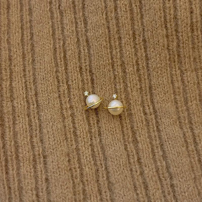 Saturn Stud