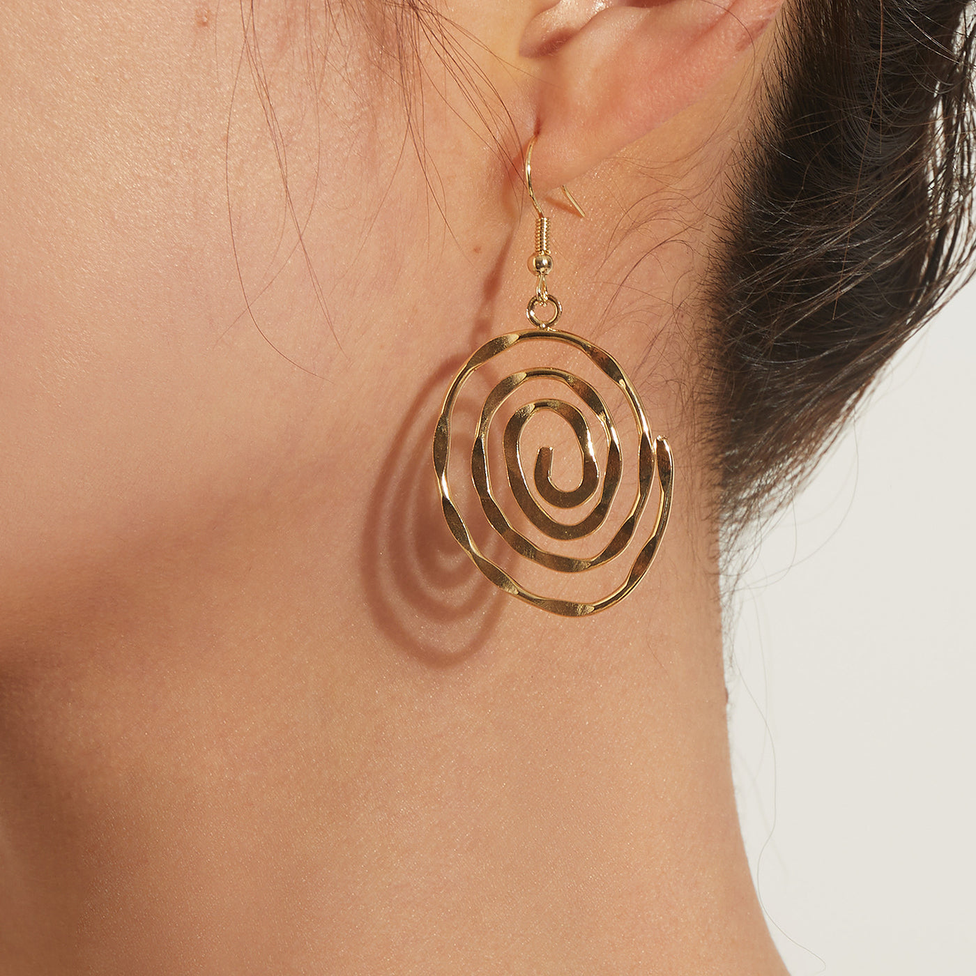 Creative hollow circular vortex