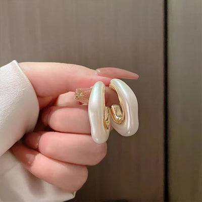 Geometric U-shaped Pearl