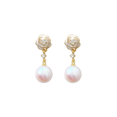 Camellia Pearl Flower Stud