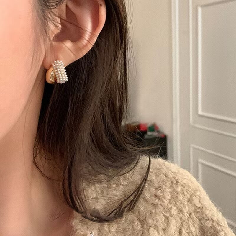 French Retro High-grade Pearl Metal Stud