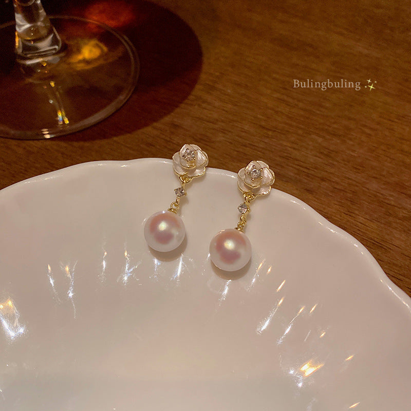 Camellia Pearl Flower Stud
