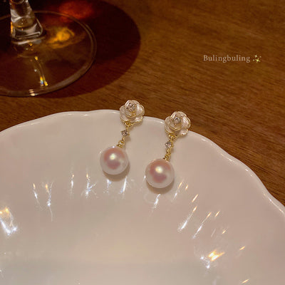 Camellia Pearl Flower Stud