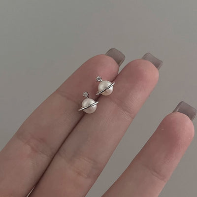 Saturn Stud